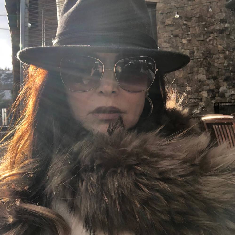 Meet your Posher, Talia